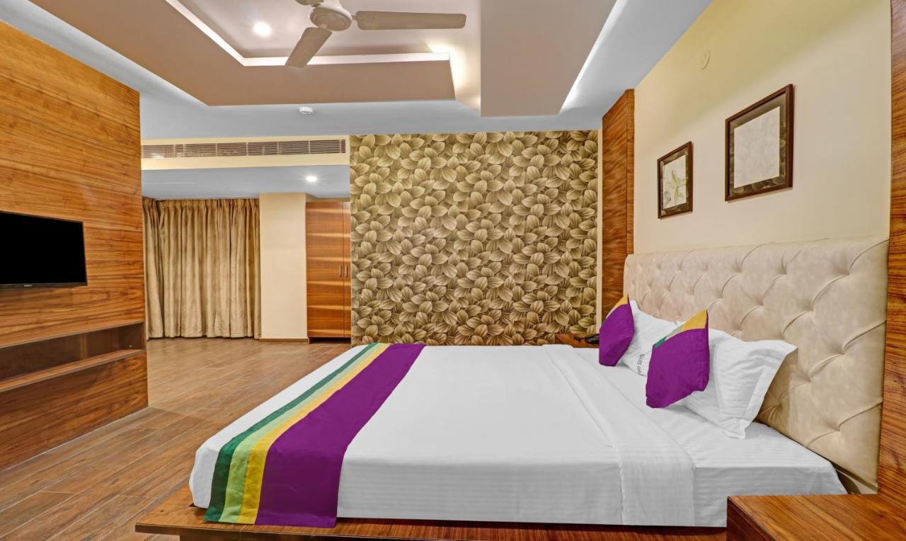 Treebo Premium Runway Suites, Marathahalli バンガロール エクステリア 写真